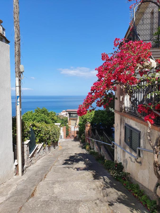 Profumo Di Lavanda Taormina Apartment Екстериор снимка