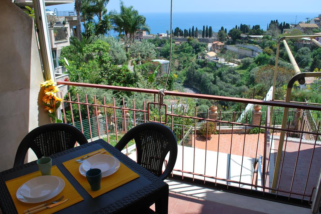 Profumo Di Lavanda Taormina Apartment Екстериор снимка