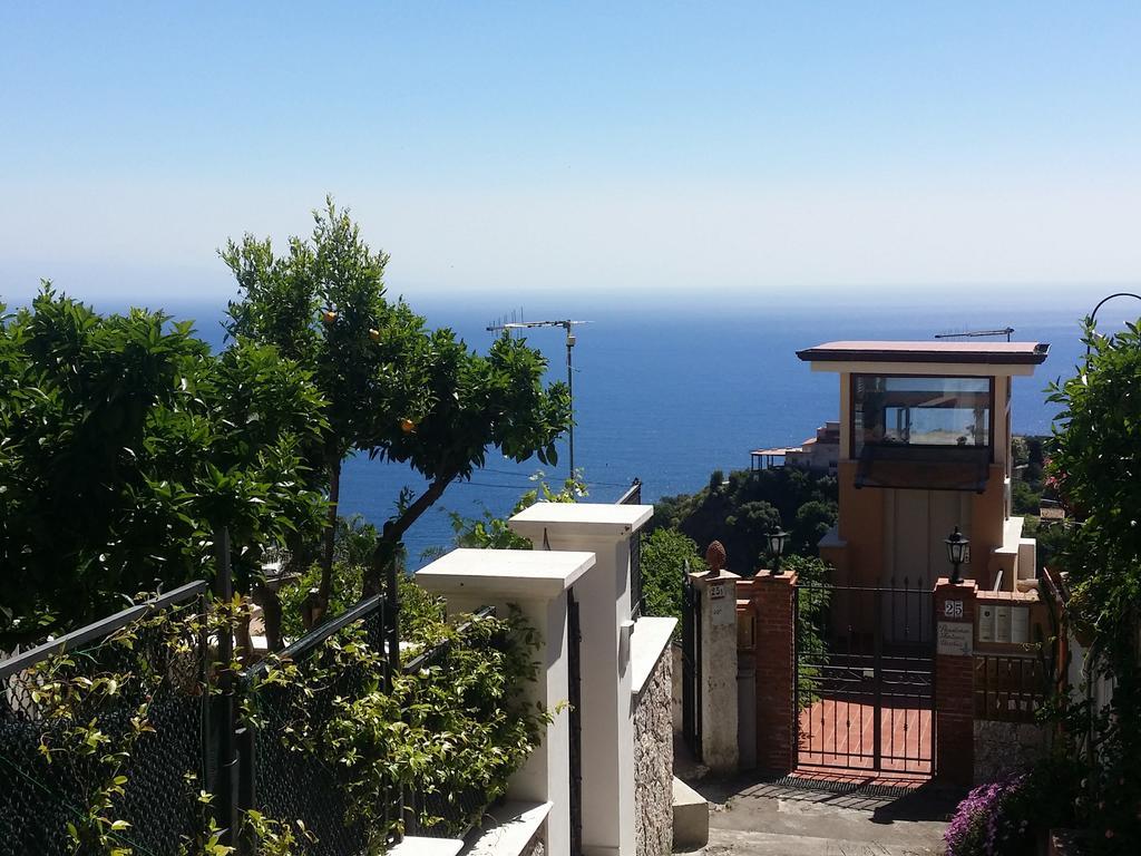 Profumo Di Lavanda Taormina Apartment Екстериор снимка